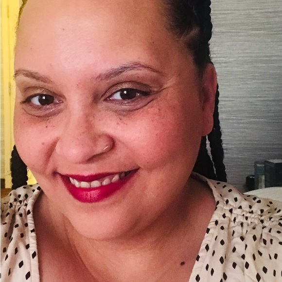 Meet your Posher, Gabrielle - Picture 7 of 13